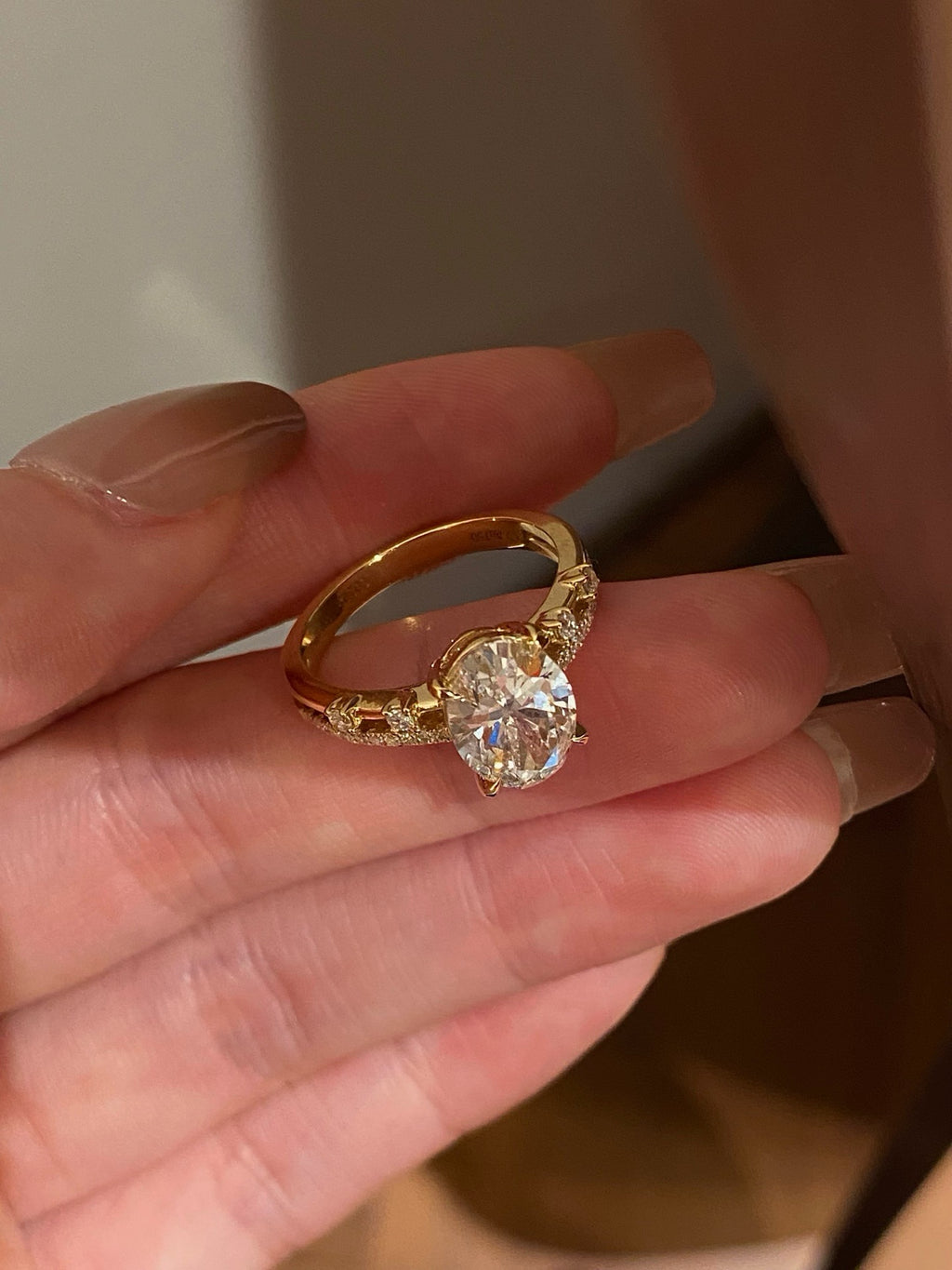 D: 2.2ct Oval Cut Lab Grown Diamond