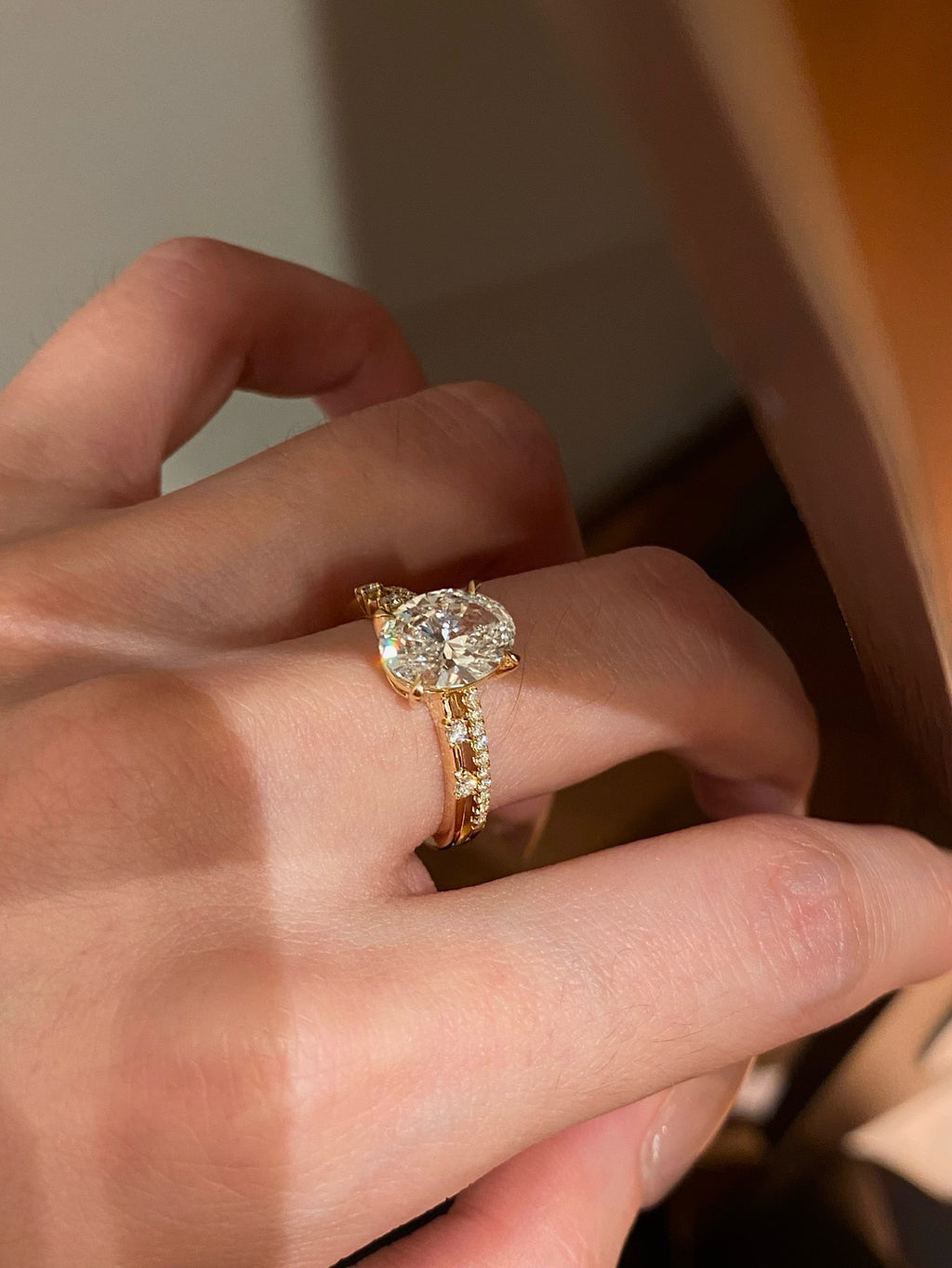 D: 2.2ct Oval Cut Lab Grown Diamond