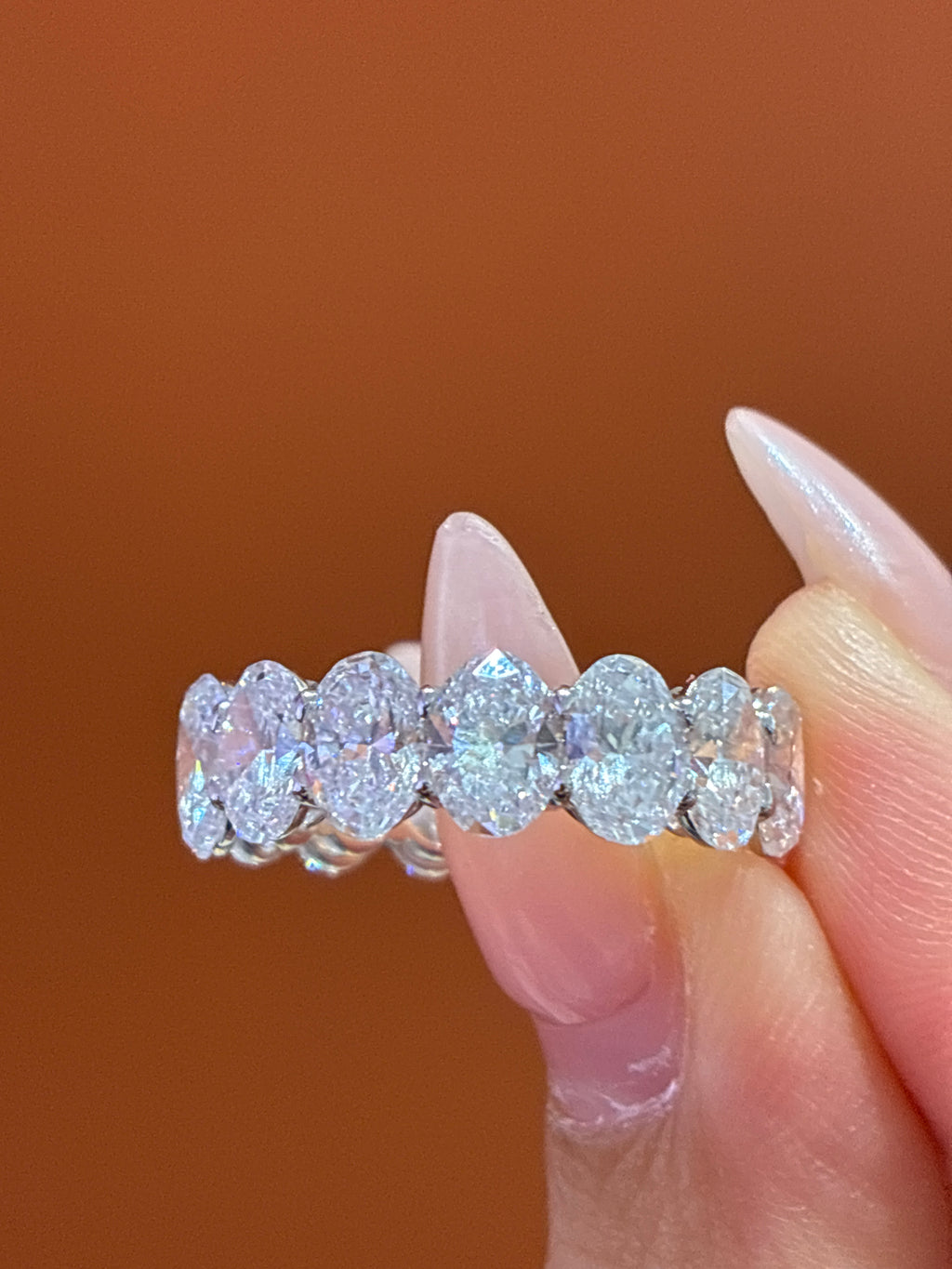 for sisi de arms 18k Oval diamond eternity band, total carat weight 7.8 carats D/VVS2