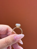 For inaam 18k yellow gold 5.6ct oval cut D VVS2