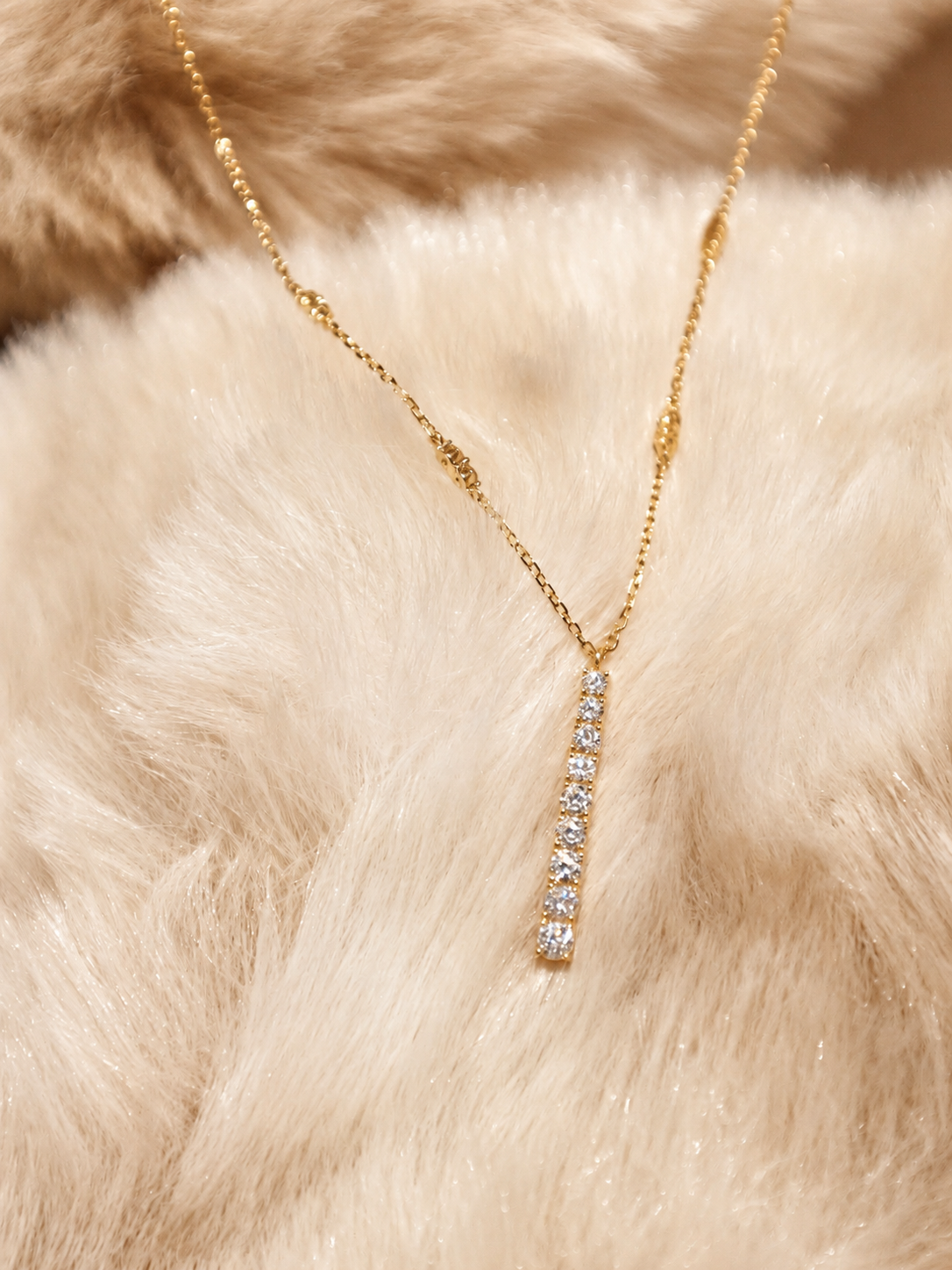 Lab Grown Diamond Bar Necklace | Vertical Graduated Round Brilliant Cut Diamond Pendant | Gold Chain Necklace