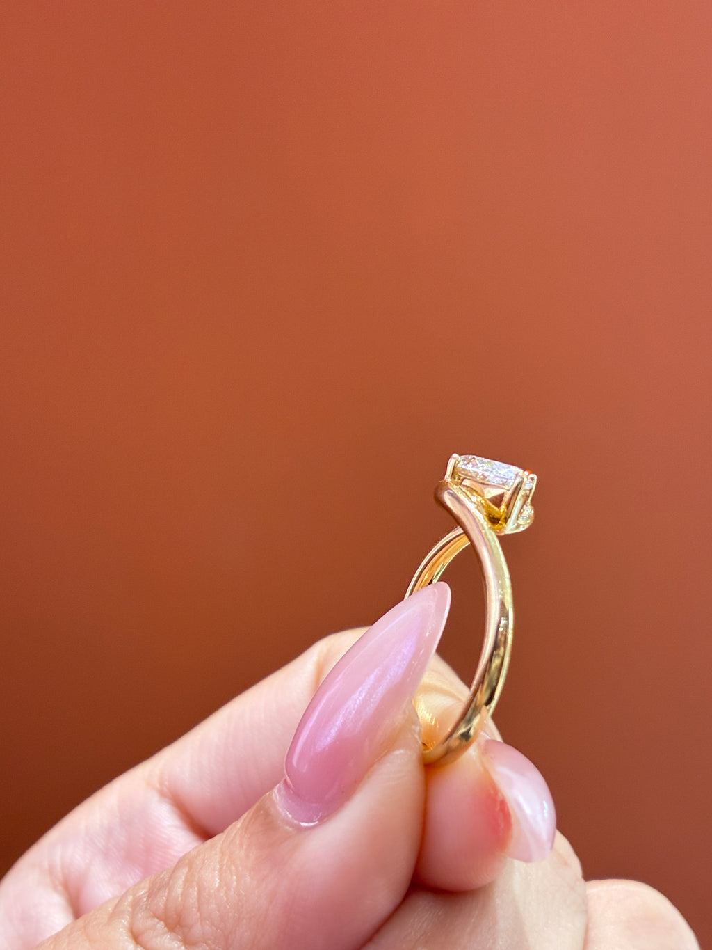 for reese 18k yellow gold 1.5ct East-west marquise solitai D/vs1